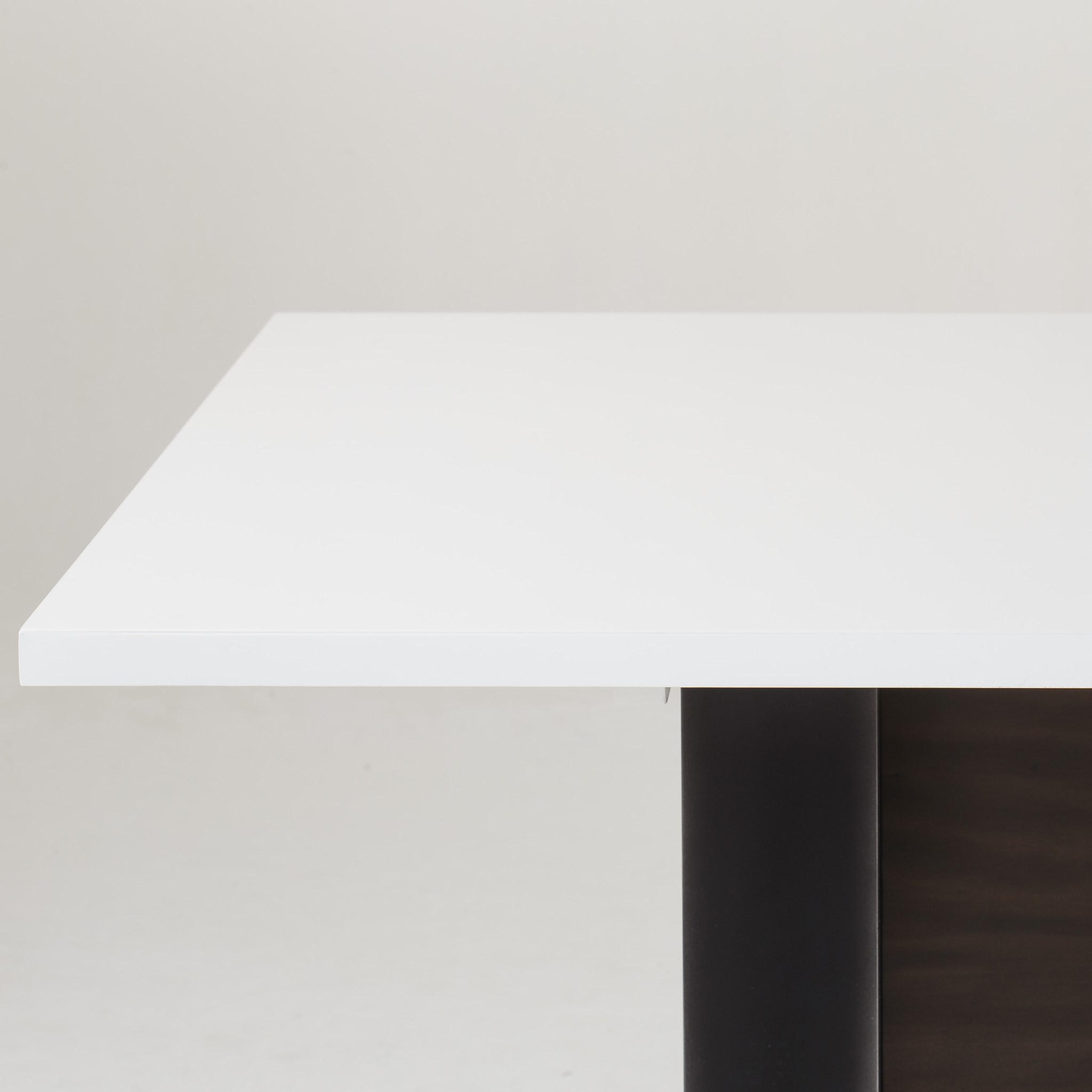 Jordan Dining Table 84" / White Acrylic dining tables Sonder