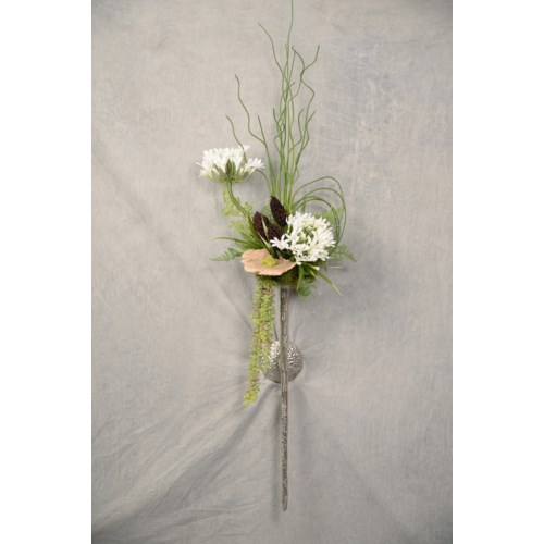 AGAPANTHUS & CHIVES WALL SCONCE